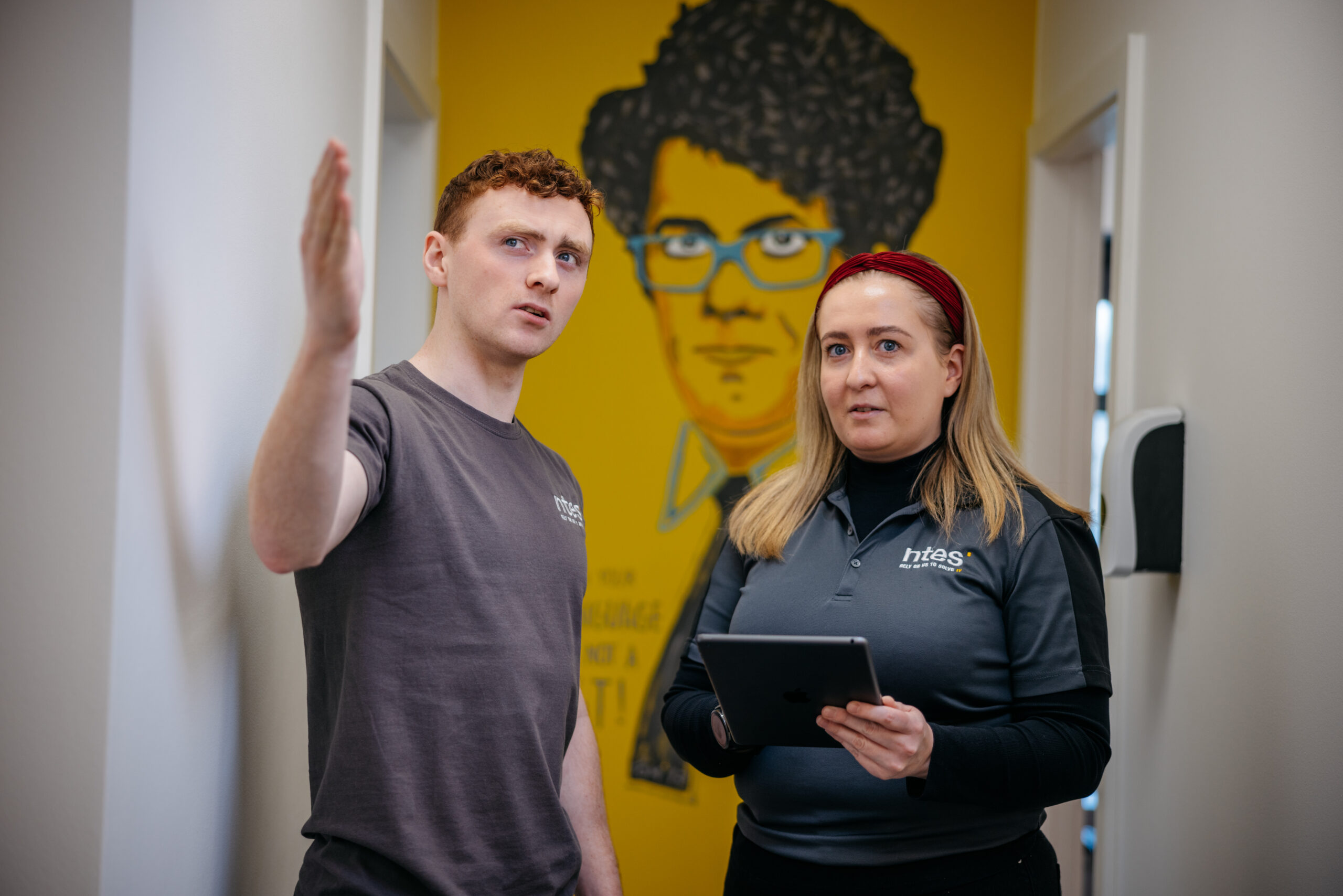 NTES consultant carrying out an AI and Microsoft Copilot readiness assessment
